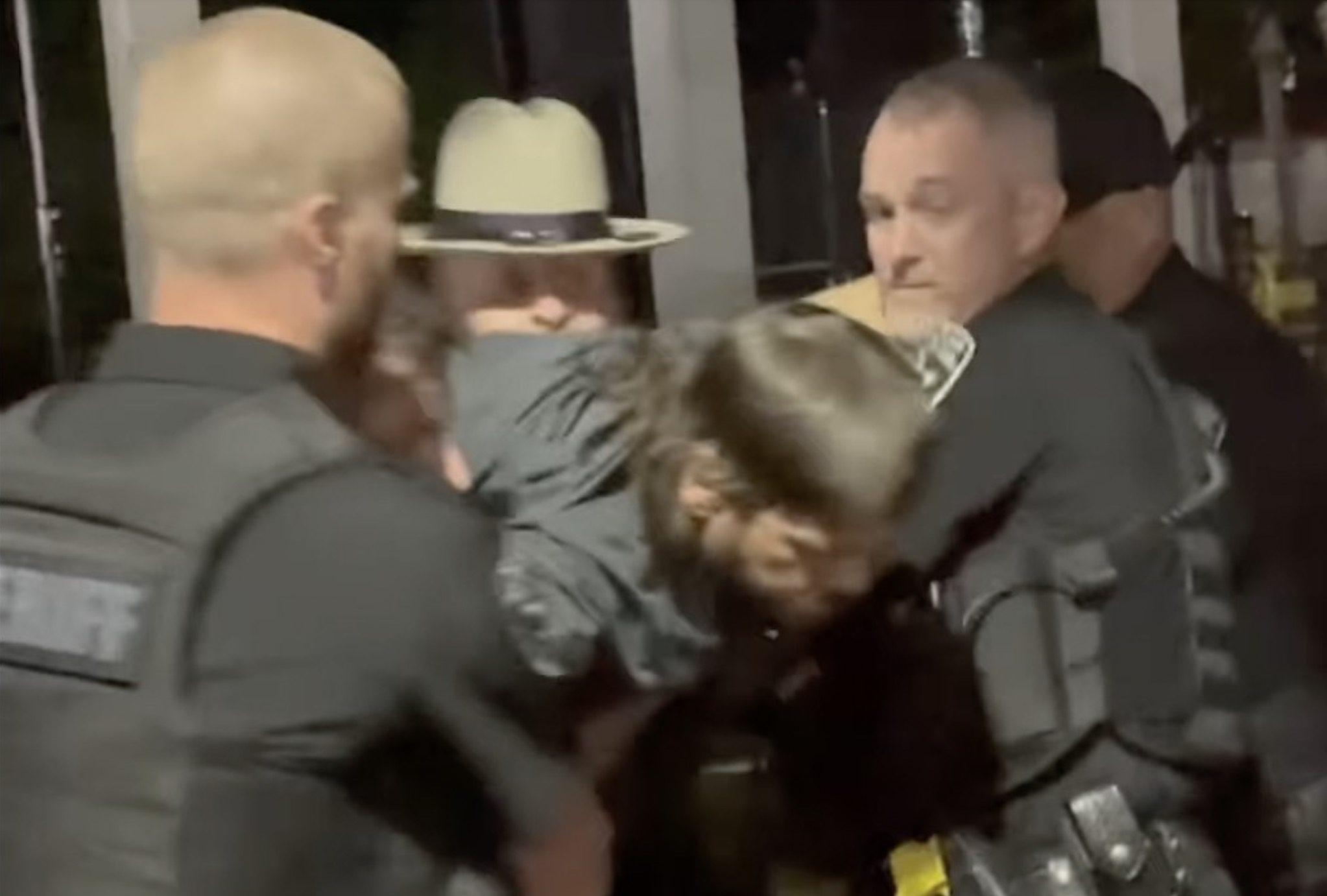 Country Singer Bryan Martin Removed From The Stage By Police During Drunken New York Performance