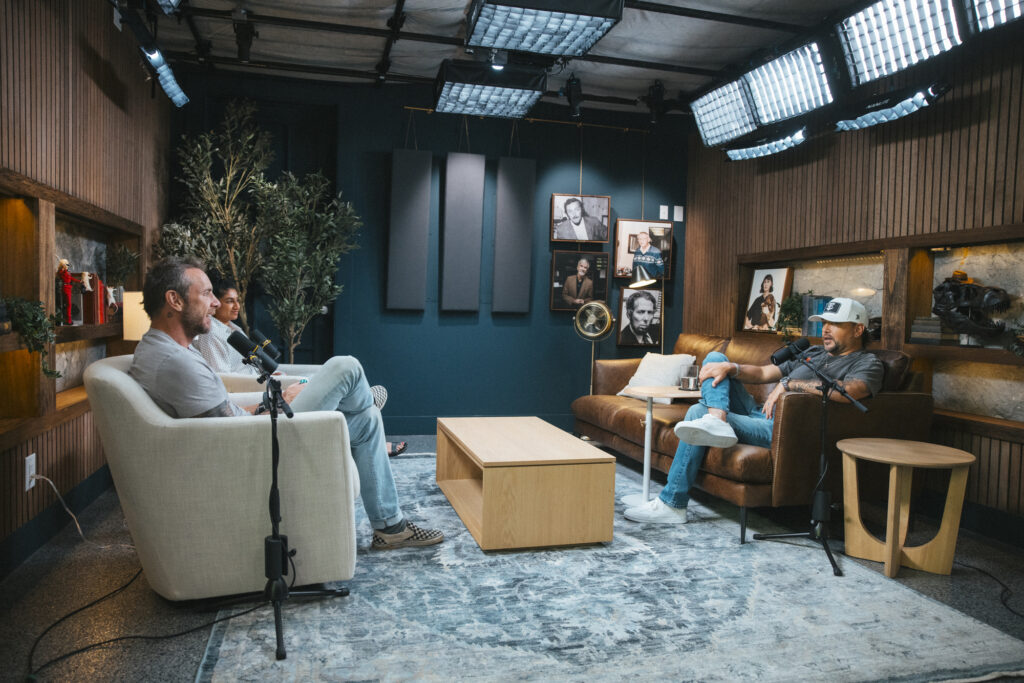JASON ALDEAN VISITS ARMCHAIR EXPERT, EPISODE OUT NOW – Country’s Chatter