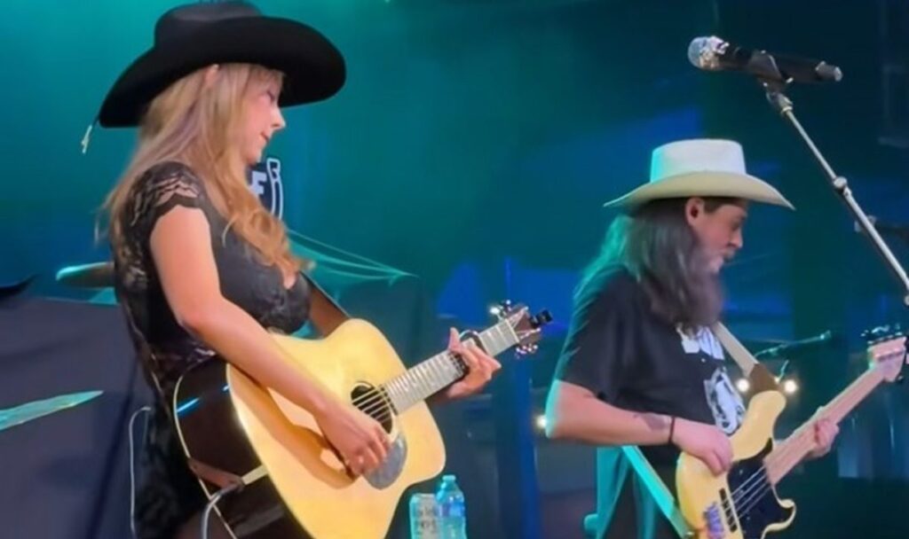 Kaitlin Butts Put A Country Spin On Jimmy Eat World’s “The Middle” & It Just Works So Well