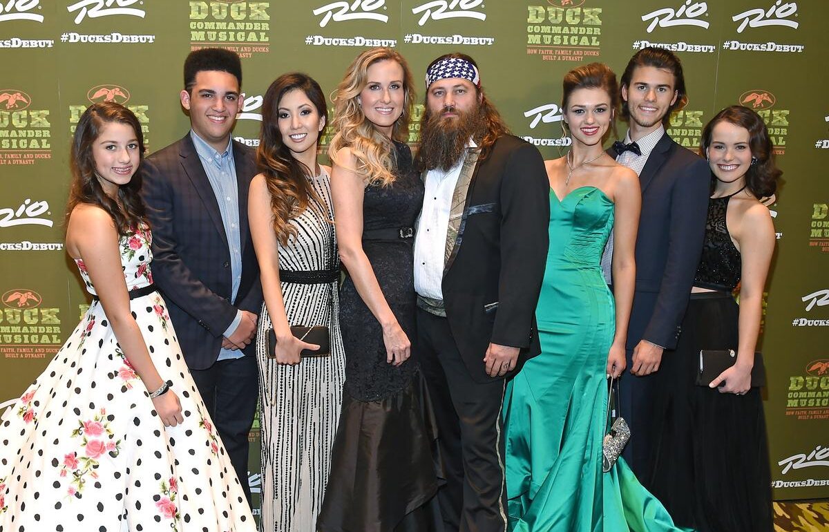 Robertson Family Welcomes Twins Next Year