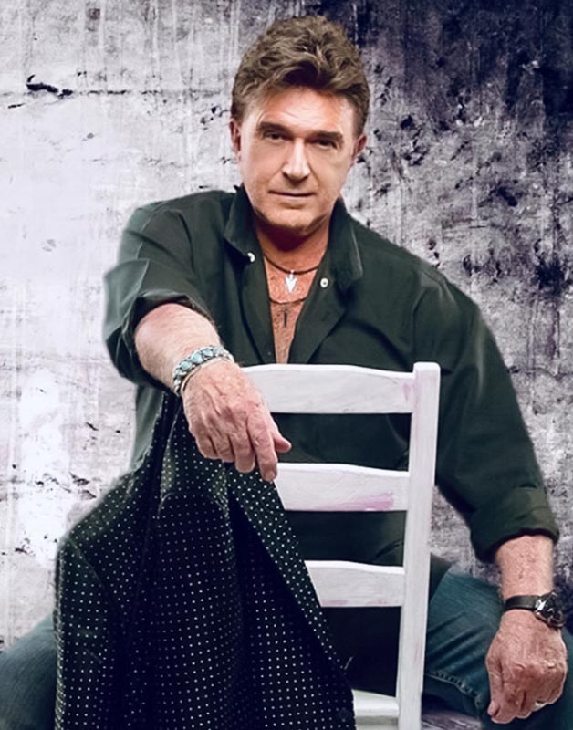 T.G. Sheppard and Kelly Lang Celebrate the Season With Album ‘Tender Tennessee Christmas’ – Out Today – Country’s Chatter