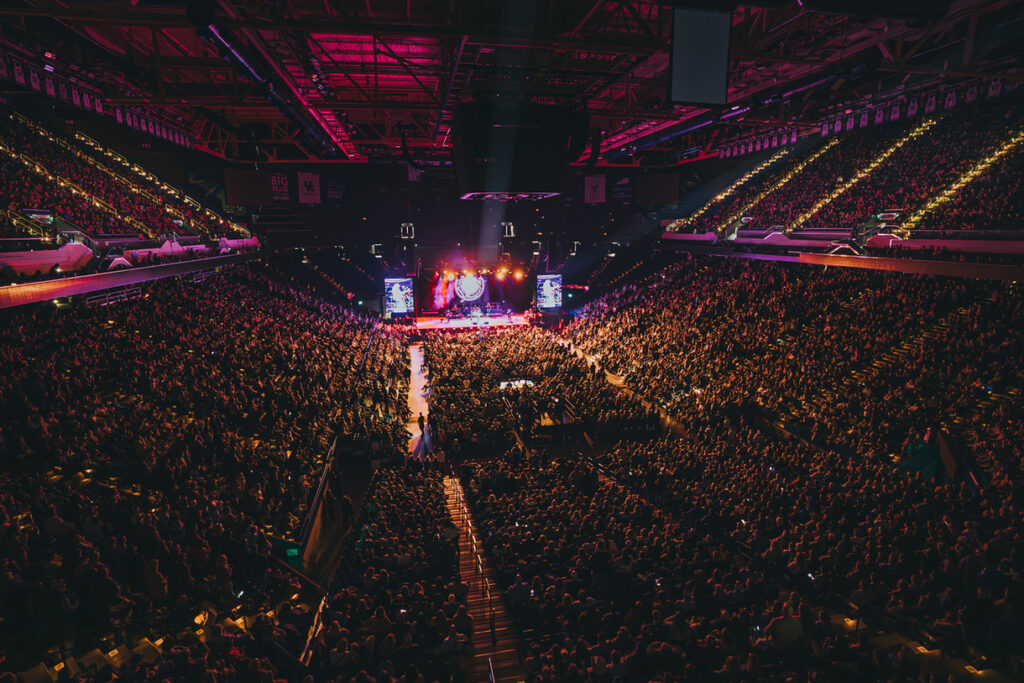 John Michael Montgomery Finishes Touring Career at Home on a High Note in Rupp Arena – Country’s Chatter
