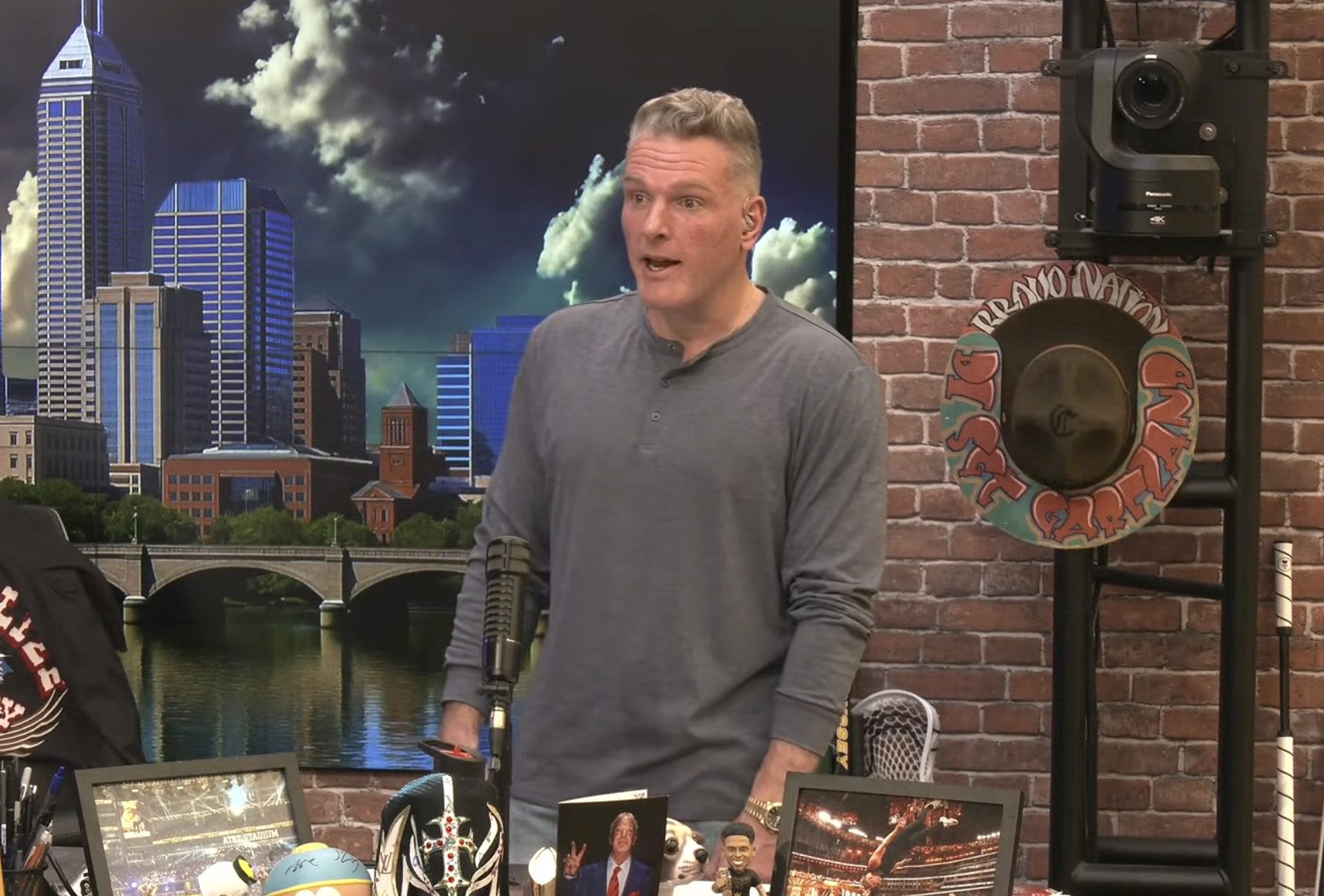 President Trump Agreed To Let Pat McAfee Do His Show Live From The White House For The UFC Fight